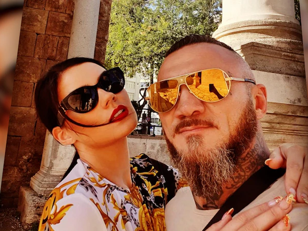 Nach Trennungsgerüchten: Sie meldet sich aus dem&nbsp;Krankenhaus